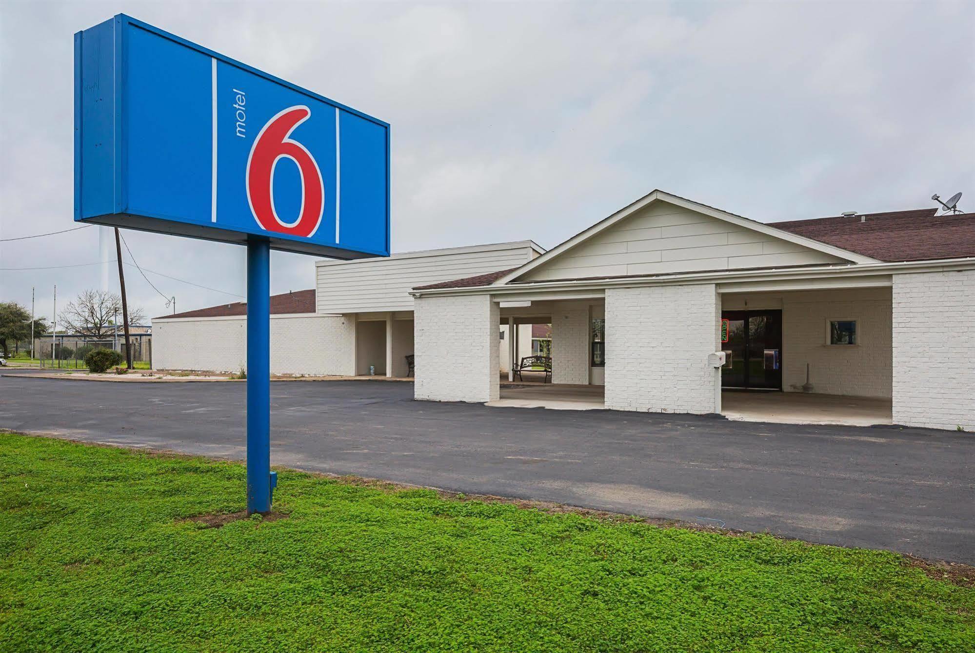 Motel 6-Madisonville, TX Eksteriør billede