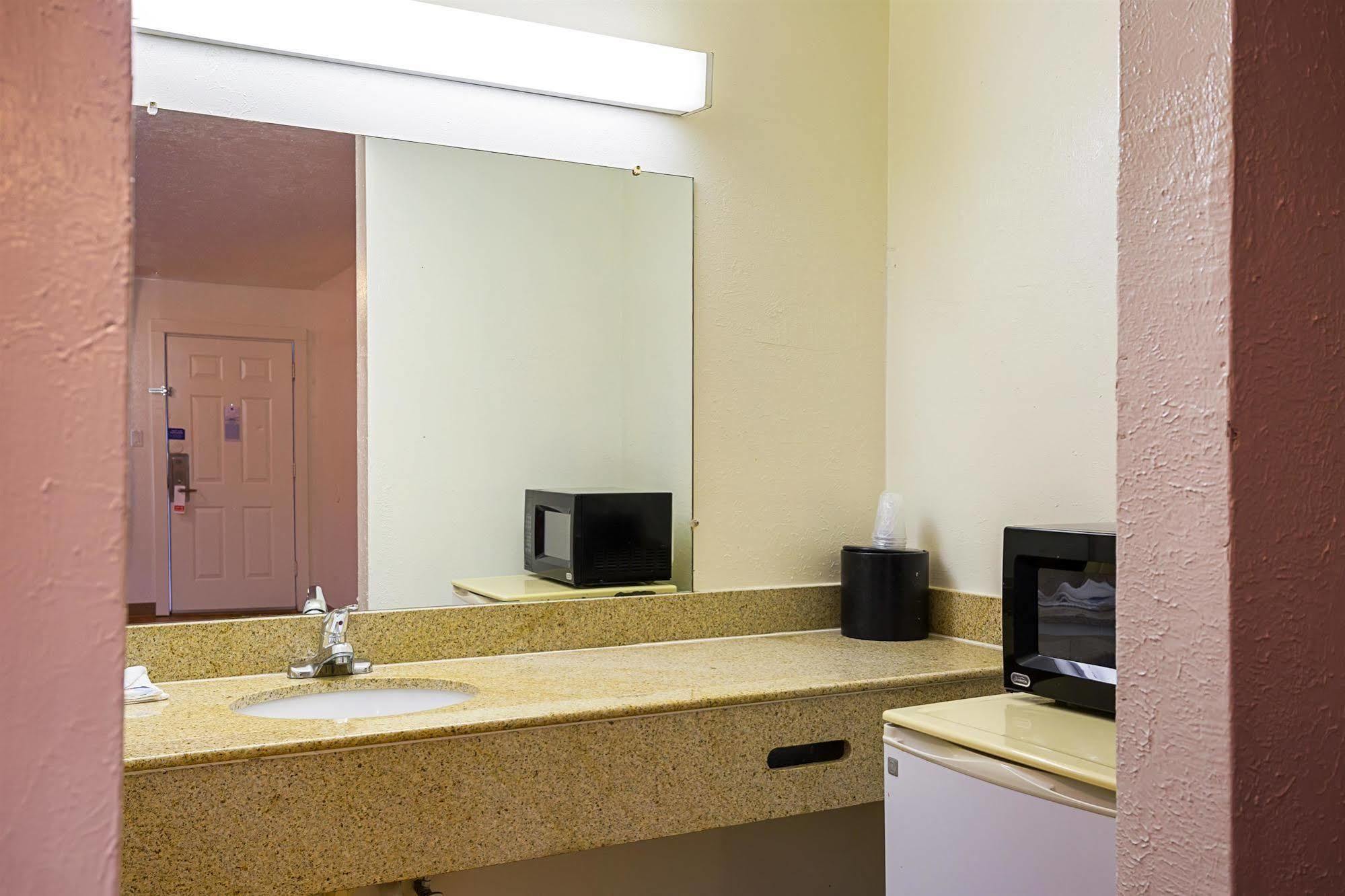 Motel 6-Madisonville, TX Eksteriør billede
