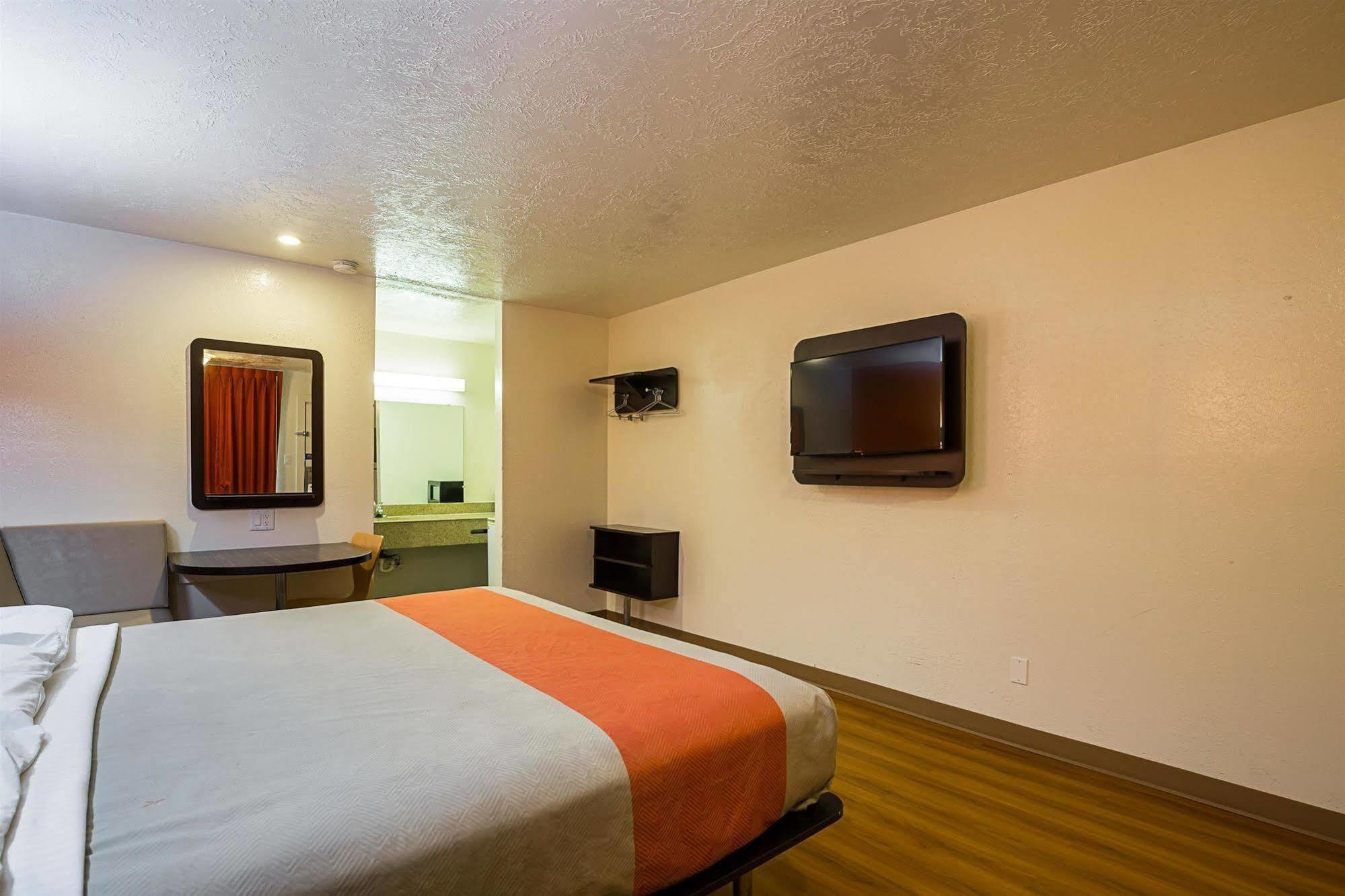 Motel 6-Madisonville, TX Eksteriør billede