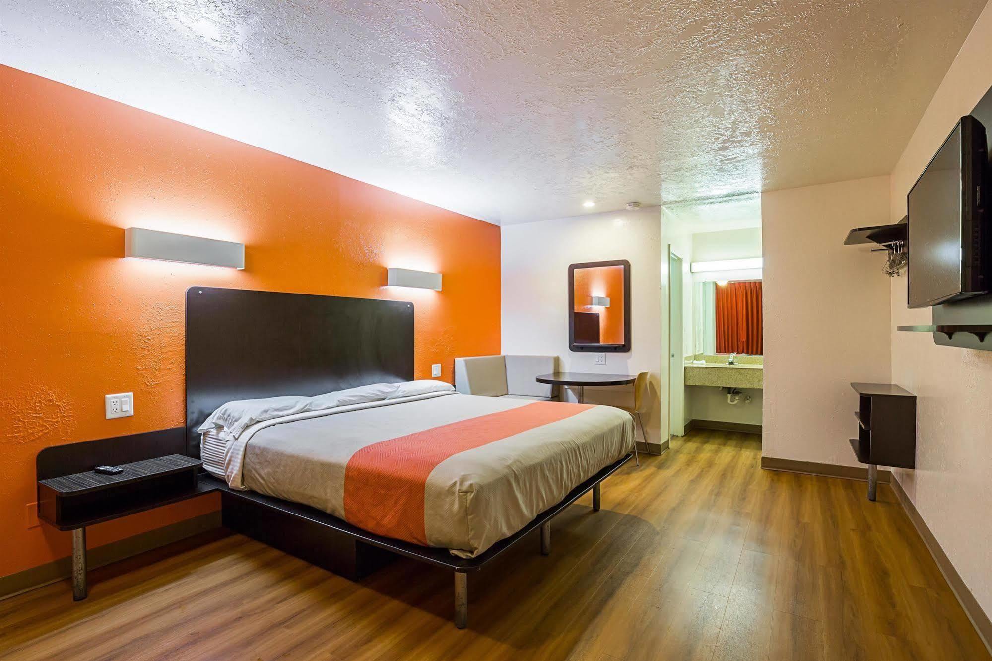 Motel 6-Madisonville, TX Eksteriør billede